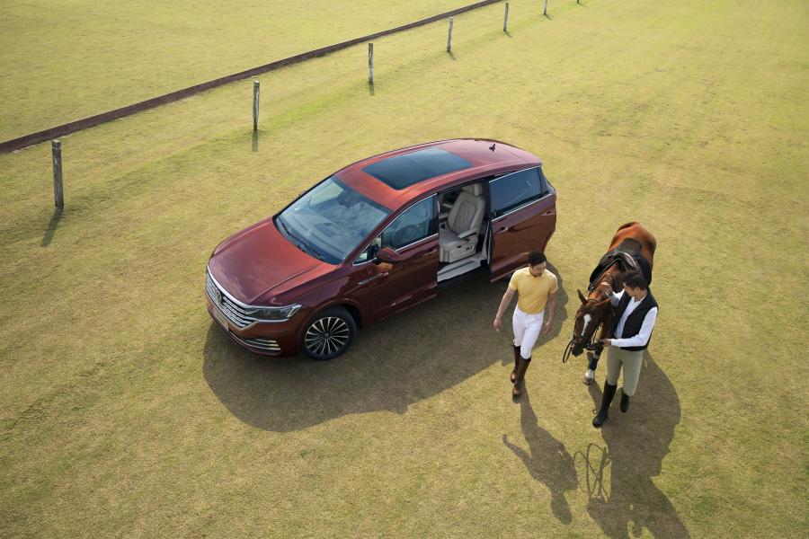  Volkswagen Viloran 2020 года  (фото 13 из 40)